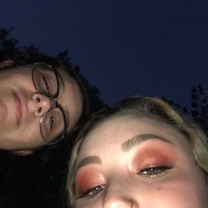 Meet your Posher, Kira